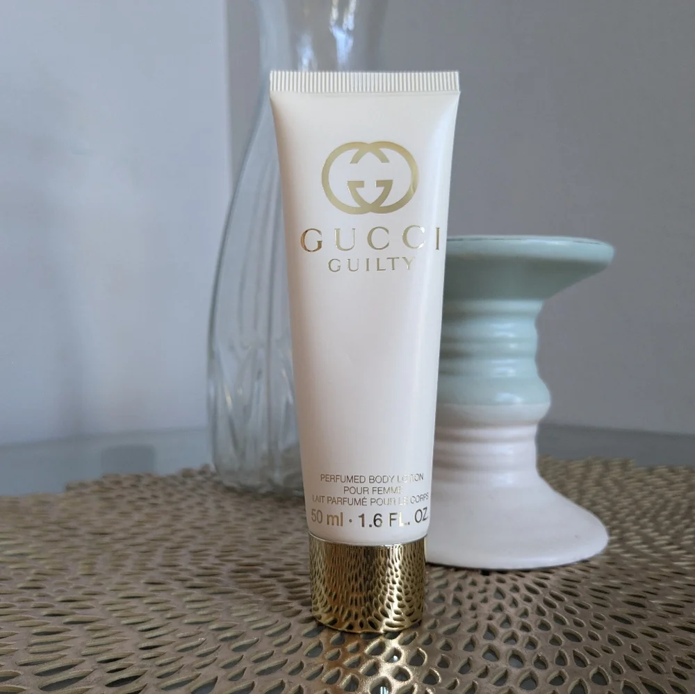 Gucci - Picture 1 of 3